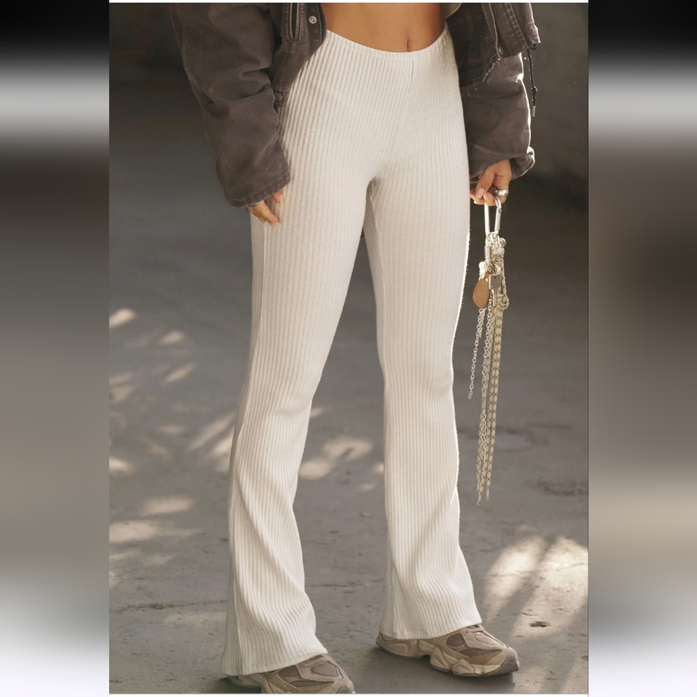 Joah Brown Mini Flare Pants In Natural Luxe Knit, Sz XS/S Excellent Condition - Picture 7 of 10